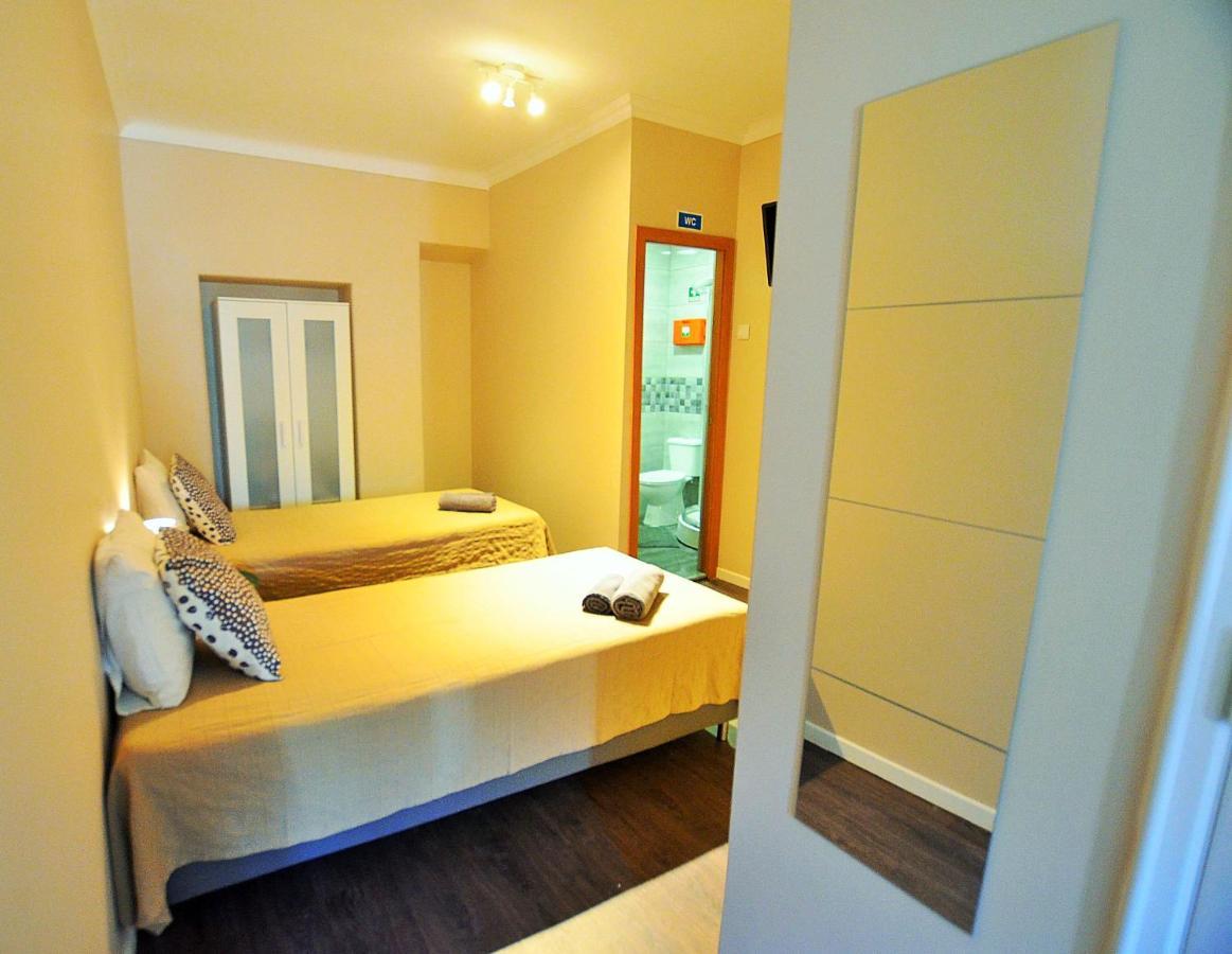 Rooms Dp Setubal Bagian luar foto