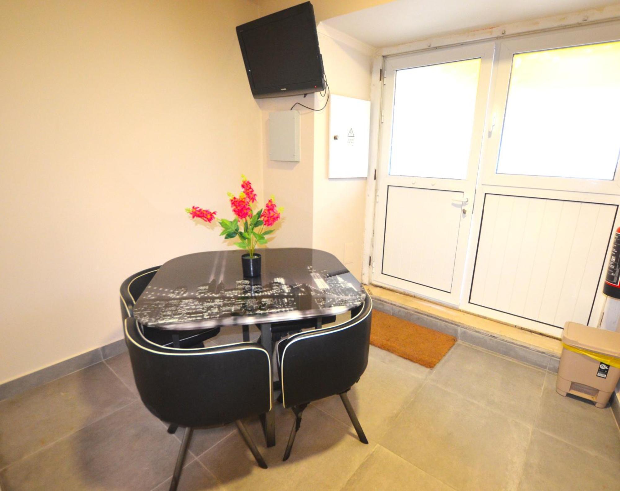 Rooms Dp Setubal Bagian luar foto